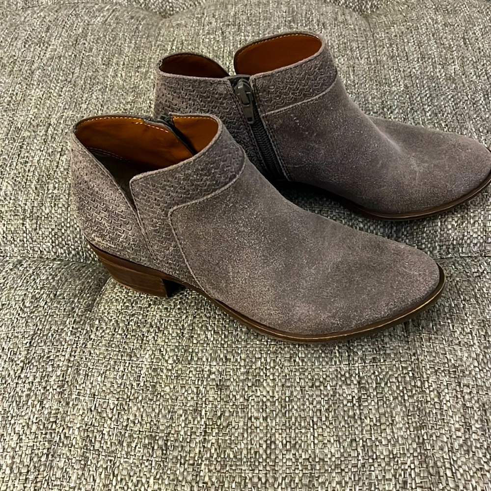 EUC LUCKY BRAND Leather Ankle Booties Boots Size 6 M / 36.5